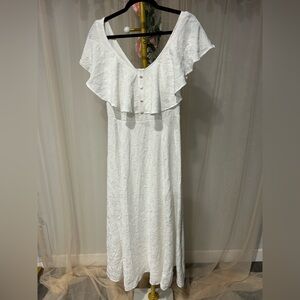 Elegant White Lace Wedding Dress